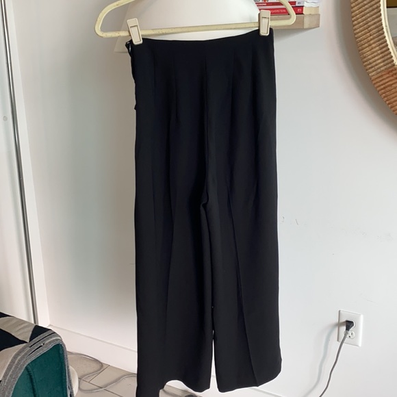 Express - Picture 2 of 2